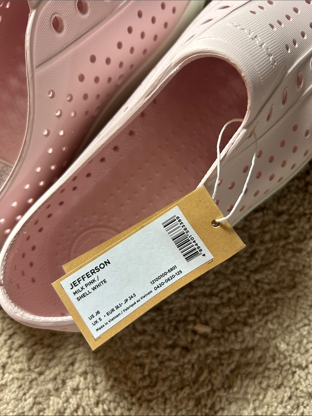Native slip ons - Picture 3 of 4